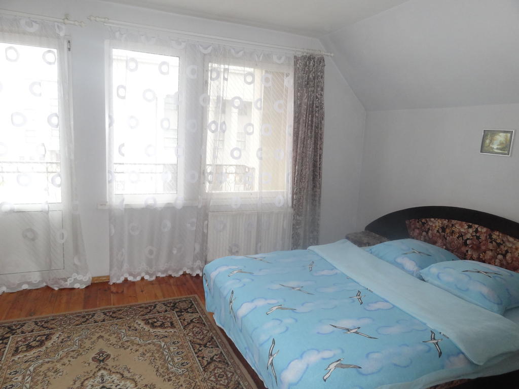Hotel Rebir Daugavpils Habitación foto