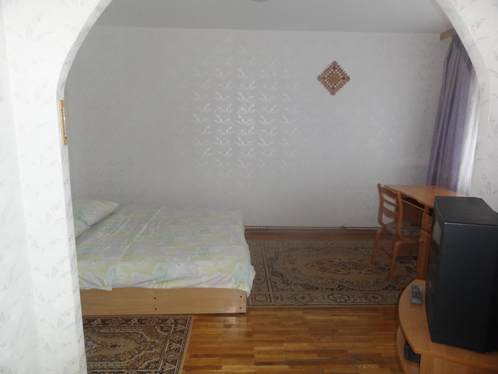 Hotel Rebir Daugavpils Habitación foto